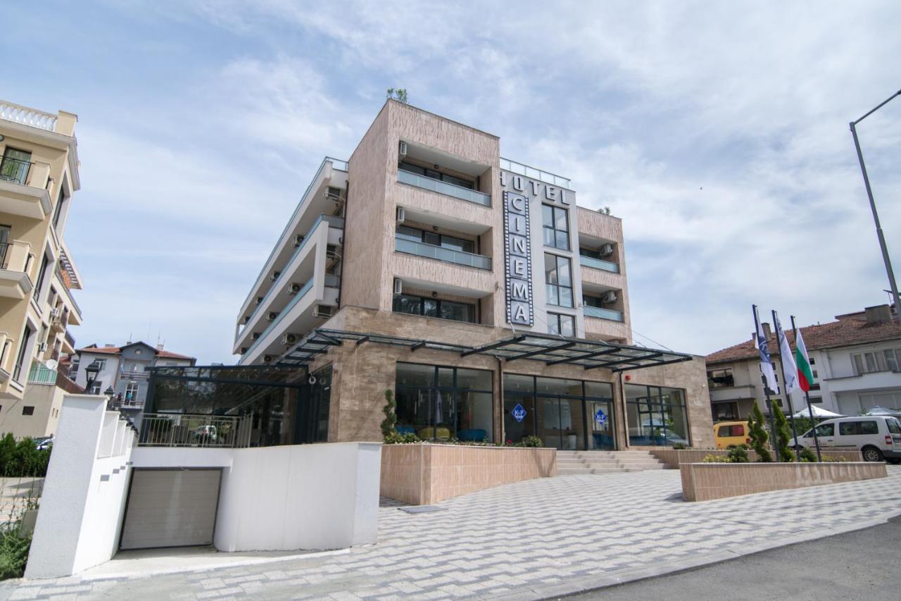 Cinema Hotel Primorsko Exterior photo